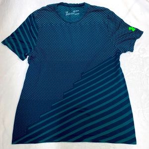 Under Armor T-shirt YLG